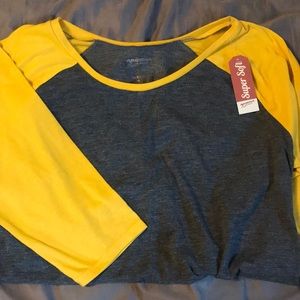 Brand new 3/4 sleeve t-shirt